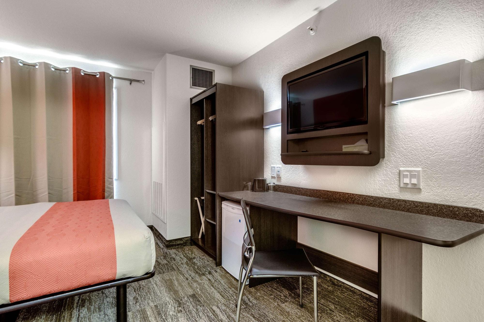 Motel 6-Saskatoon, Sk Buitenkant foto