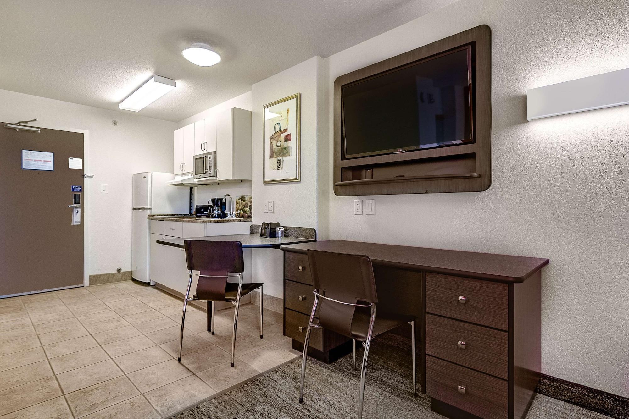 Motel 6-Saskatoon, Sk Buitenkant foto